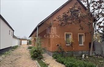 Eladó Székesfehérvári családi ház hirdetés (96147726)