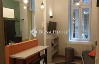 Eladó Budapest VI. kerületi tégla lakás hirdetés (96537684)