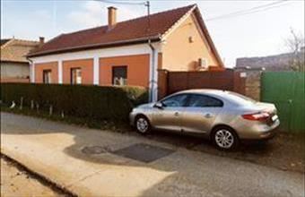 Eladó Nagykőrösi családi ház hirdetés (75447348)