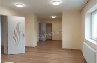 Eladó Budapest XVIII. kerületi családi ház hirdetés (43758989)