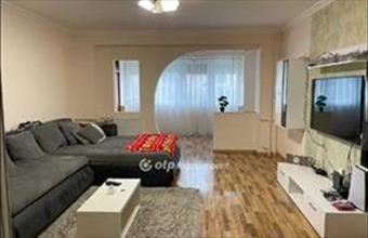 Eladó Hajdúszoboszlói csúsztatott zsalus lakás hirdetés (92872786)