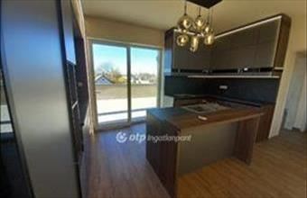 Eladó Debreceni családi ház hirdetés (35935999)