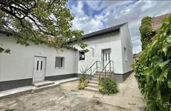 Eladó Budapest XVIII. kerületi családi ház hirdetés (38953336)