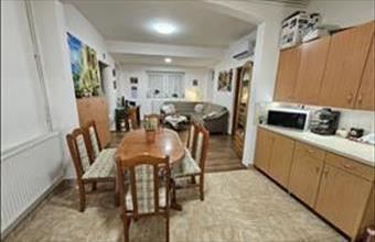 Eladó Szombathelyi családi ház hirdetés (35679547)