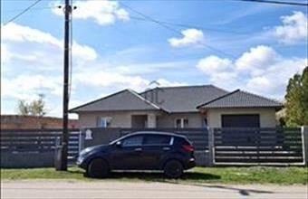 Eladó Nagykátai családi ház hirdetés (42478933)