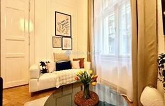 Eladó Budapest VI. kerületi tégla lakás hirdetés (36379869)