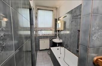 Eladó Budapest IX. kerületi csúsztatott zsalus lakás hirdetés (32976387)