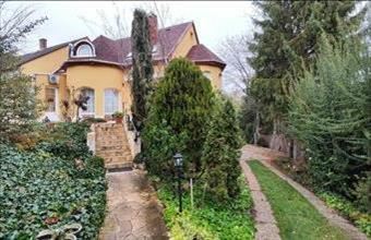 Eladó Egeri családi ház hirdetés (73434334)