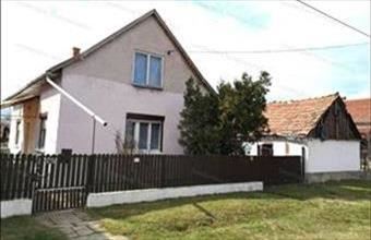 Eladó Fegyverneki családi ház hirdetés (78994734)