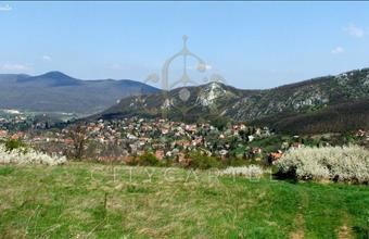 Eladó Csobánkai lakóövezeti telek hirdetés (96674913)