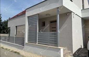 Eladó Pannonhalmai családi ház hirdetés (29273352)