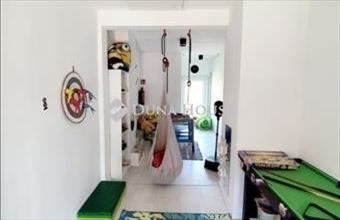 Eladó Szentendrei sorház hirdetés (29436496)