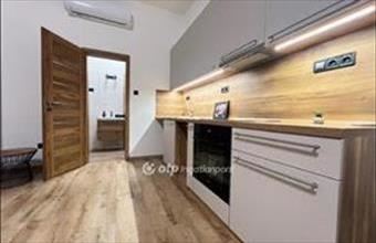 Eladó Budapest VI. kerületi tégla lakás hirdetés (89344165)