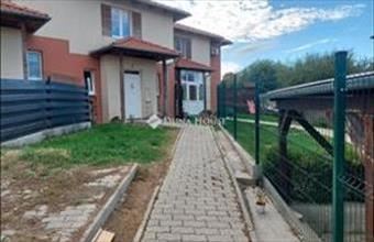 Eladó Péceli sorház hirdetés (29557337)