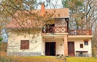 Eladó Kisoroszi családi ház hirdetés (39944458)