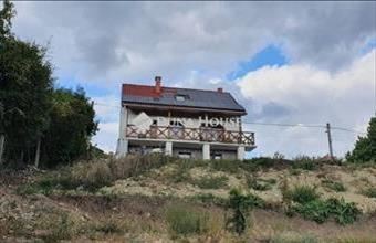 Eladó Szentendrei családi ház hirdetés (37332738)