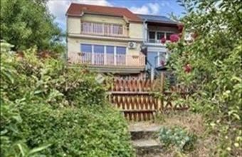 Eladó Pécsi ikerház hirdetés (79547877)