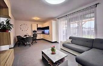 Eladó Győrzámolyi családi ház hirdetés (83327693)