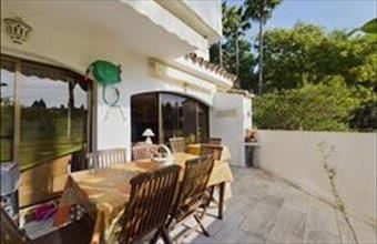 Eladó Spanyolországi tégla lakás hirdetés (74778337)