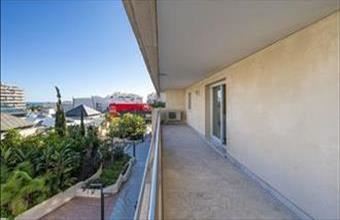 Eladó Spanyolországi tégla lakás hirdetés (37372437)