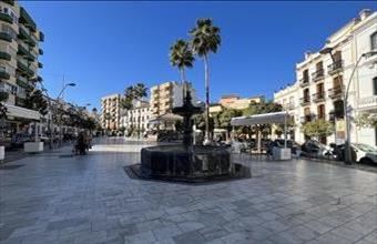 Eladó Spanyolországi sorház hirdetés (91769637)