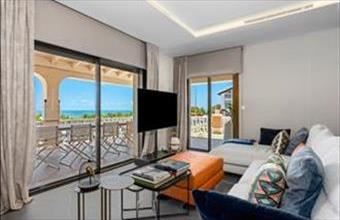 Eladó Spanyolországi sorház hirdetés (33345963)