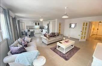 Eladó Spanyolországi tégla lakás hirdetés (77435372)