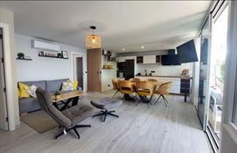 Eladó Spanyolországi tégla lakás hirdetés (94971489)