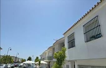 Eladó Spanyolországi sorház hirdetés (94755348)