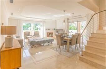 Eladó Spanyolországi tégla lakás hirdetés (99824377)