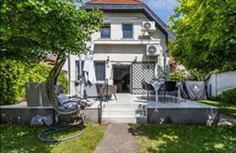 Eladó Budapest XV. kerületi családi ház hirdetés (32313497)