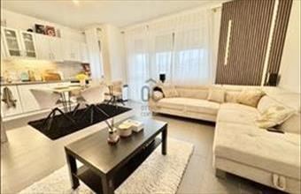 Eladó Dunakeszi tégla lakás hirdetés (53534359)