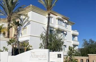 Eladó Spanyolországi tégla lakás hirdetés (47332744)