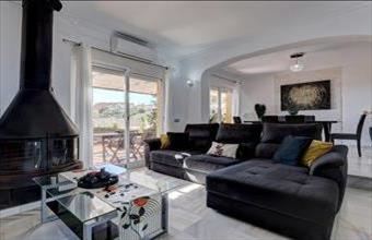 Eladó Spanyolországi sorház hirdetés (61778374)