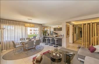 Eladó Spanyolországi tégla lakás hirdetés (44754428)