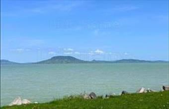 Eladó Balatonfenyvesi családi ház hirdetés (85472434)