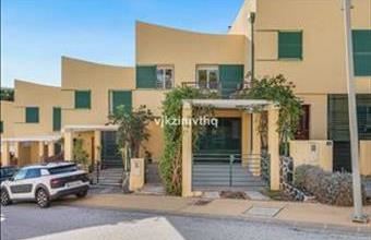 Eladó Spanyolországi sorház hirdetés (81541674)