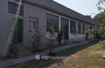 Eladó Nagynyárádi családi ház hirdetés (48598379)