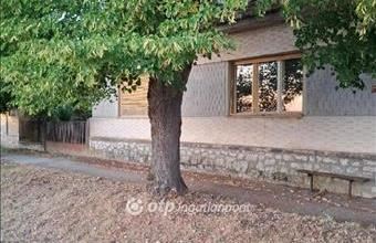 Eladó Teklafalui családi ház hirdetés (42354569)