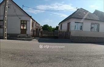 Eladó Belvárdgyulai családi ház hirdetés (21913332)