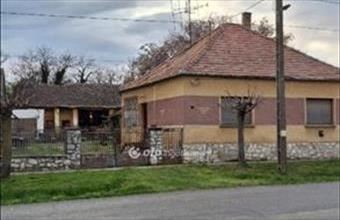 Eladó Lippói családi ház hirdetés (79438744)