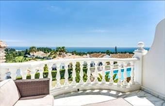 Eladó Spanyolországi tégla lakás hirdetés (87845994)