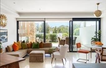 Eladó Spanyolországi sorház hirdetés (85165268)