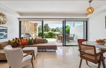 Eladó Spanyolországi sorház hirdetés (85165268)