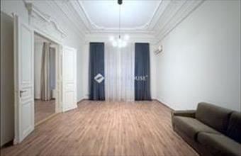 Kiadó Budapest V. kerületi tégla lakás hirdetés (27142889)