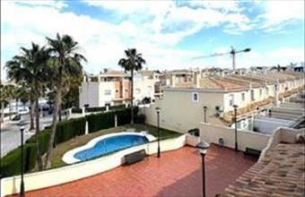 Eladó Spanyolországi sorház hirdetés (37435595)