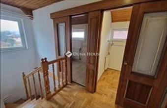 Kiadó Budapest XXII. kerületi családi ház hirdetés (34534221)