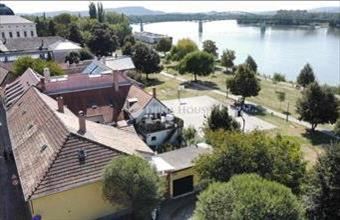 Eladó Esztergomi házrész hirdetés (84543739)