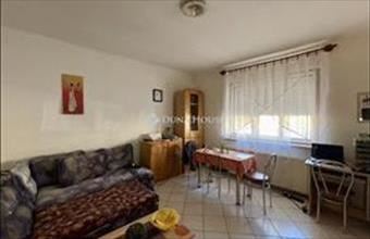 Eladó Esztergomi családi ház hirdetés (14429651)