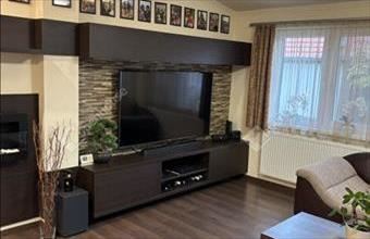 Eladó Écsi családi ház hirdetés (52446279)